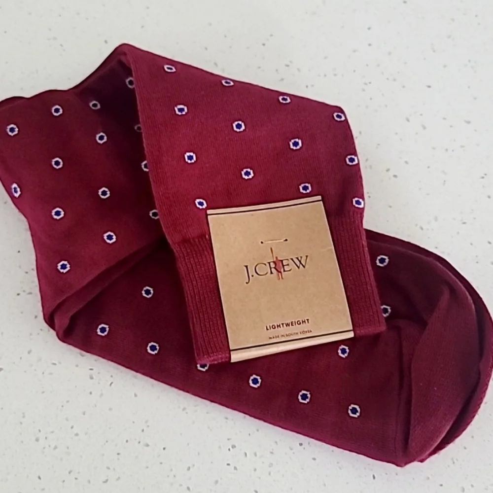 New Dotted Critter Socks, Aged Burgundy, One Size - Picture 2 of 2